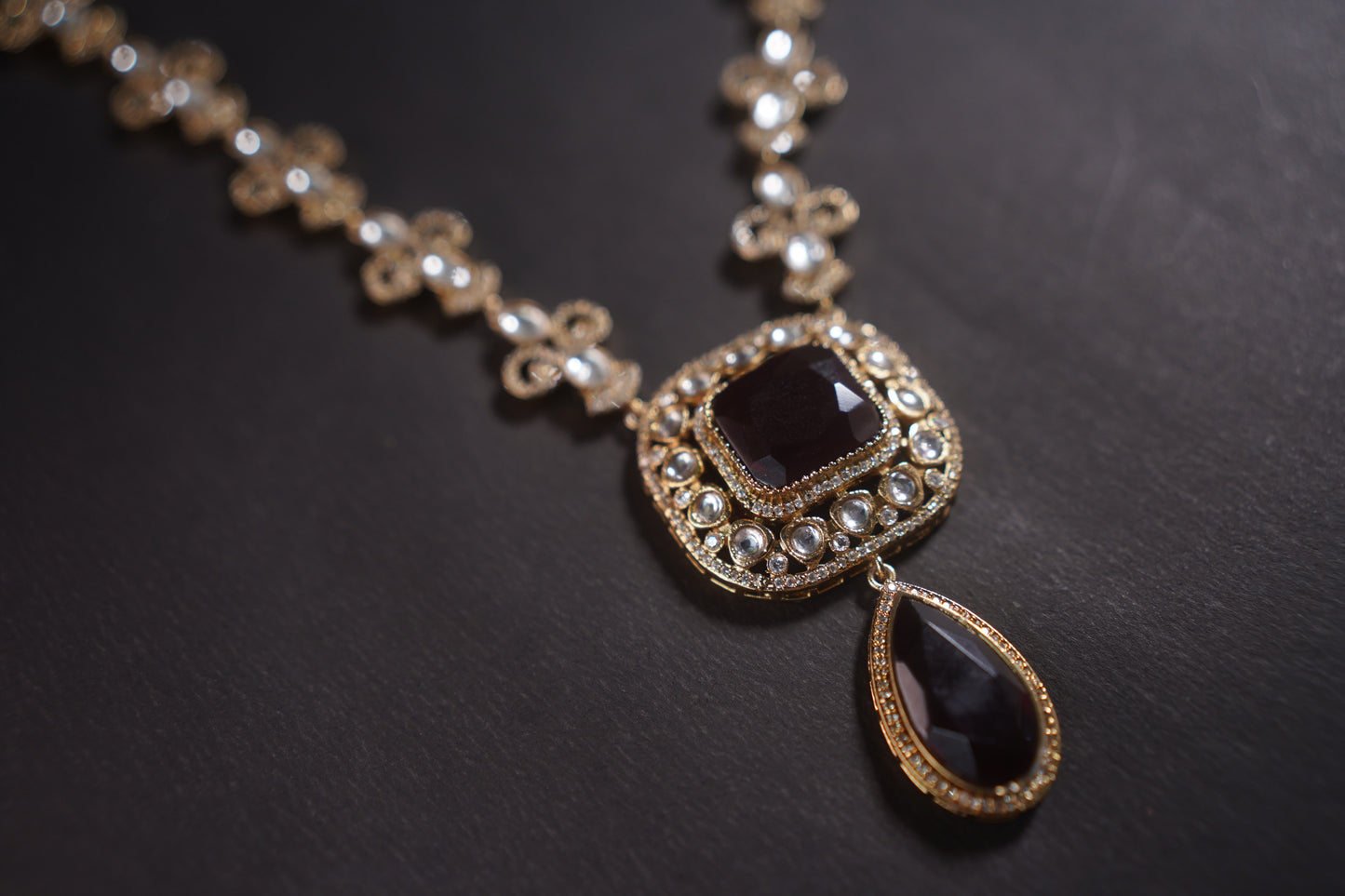 Gothica Droplet of Forbidden Desire Necklace set