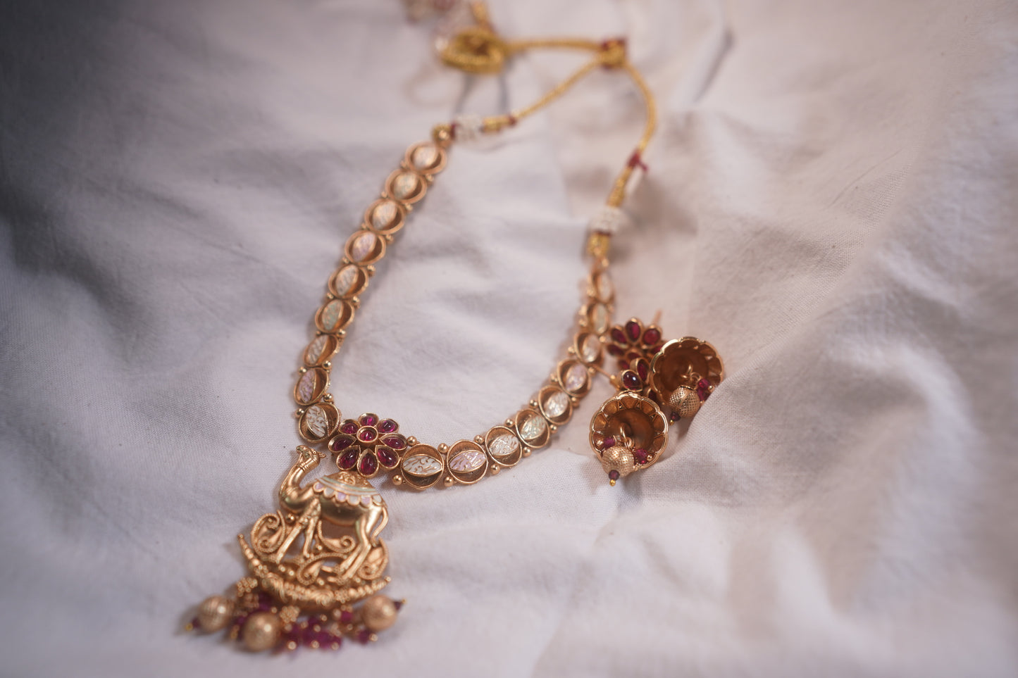 Gothica Desert Sovereign Necklace set