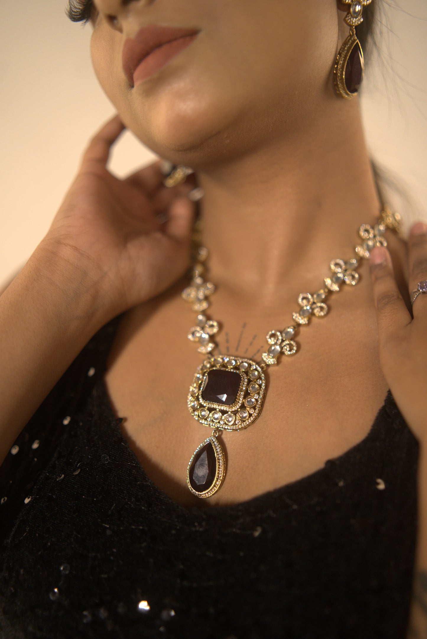 Gothica Droplet of Forbidden Desire Necklace set